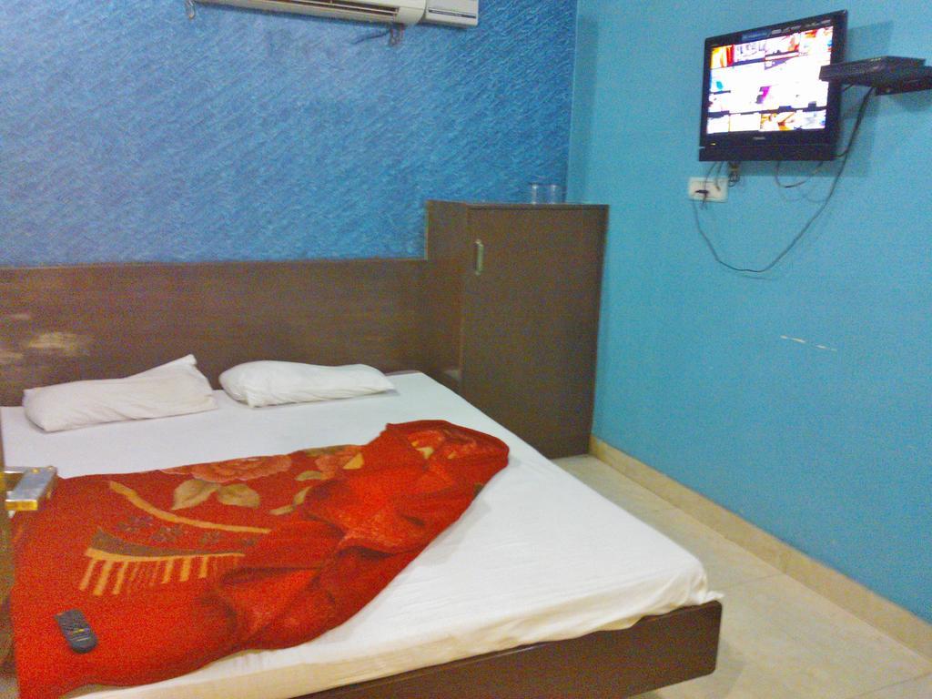 Hotel Hridey Inn New Delhi Extérieur photo