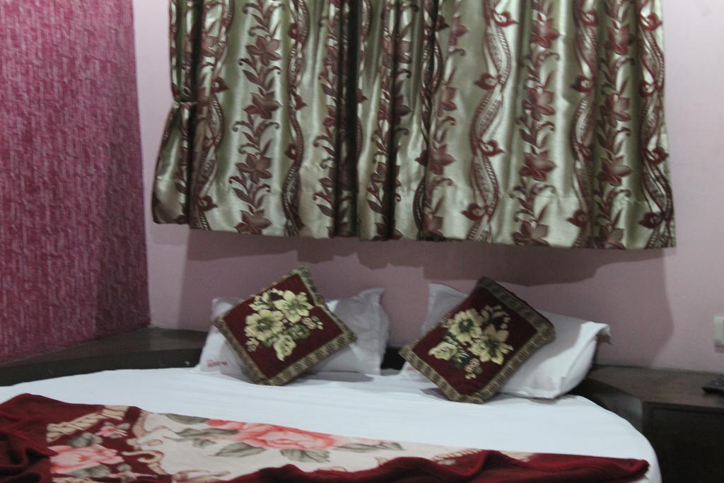 Hotel Hridey Inn New Delhi Extérieur photo