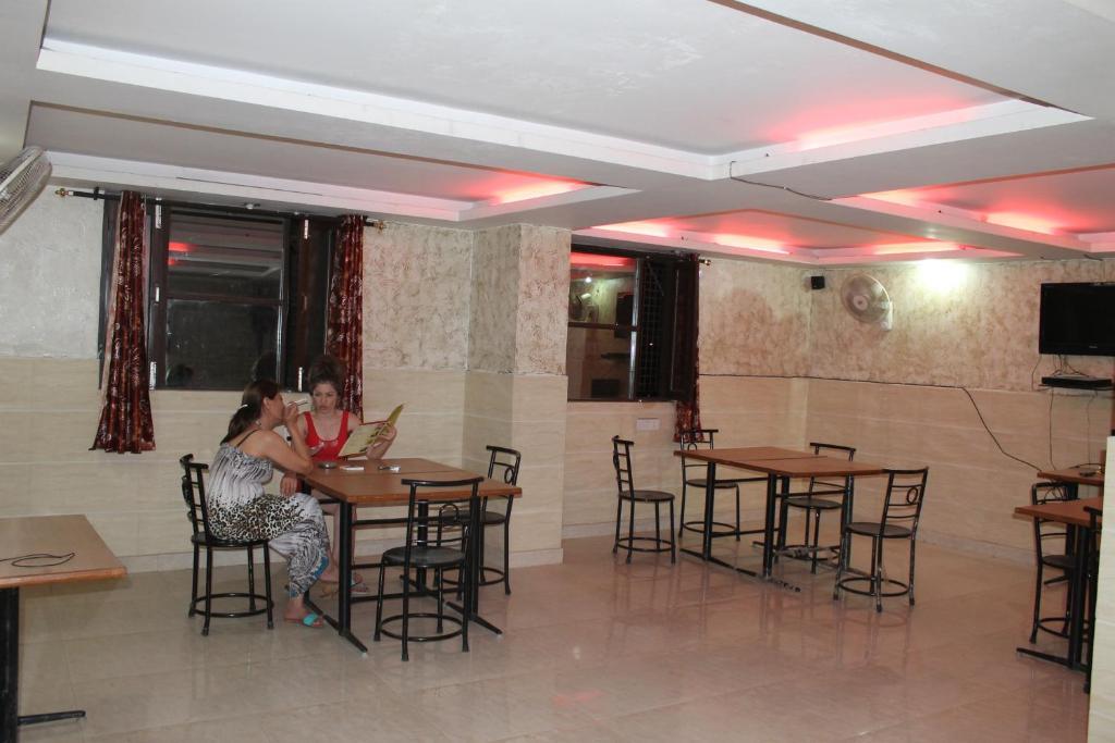 Hotel Hridey Inn New Delhi Extérieur photo
