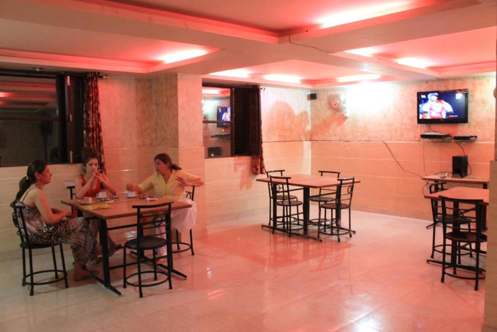 Hotel Hridey Inn New Delhi Extérieur photo